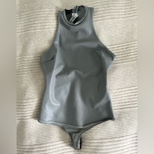 Skims High Neck Body Suit🩶